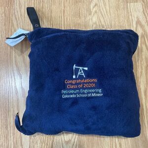 Class of 2020 Petroleum Engineering Colorado School of Mines Blanket Navy